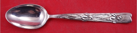 4 O'Clock Spoon w/ iris motif  4 3/4